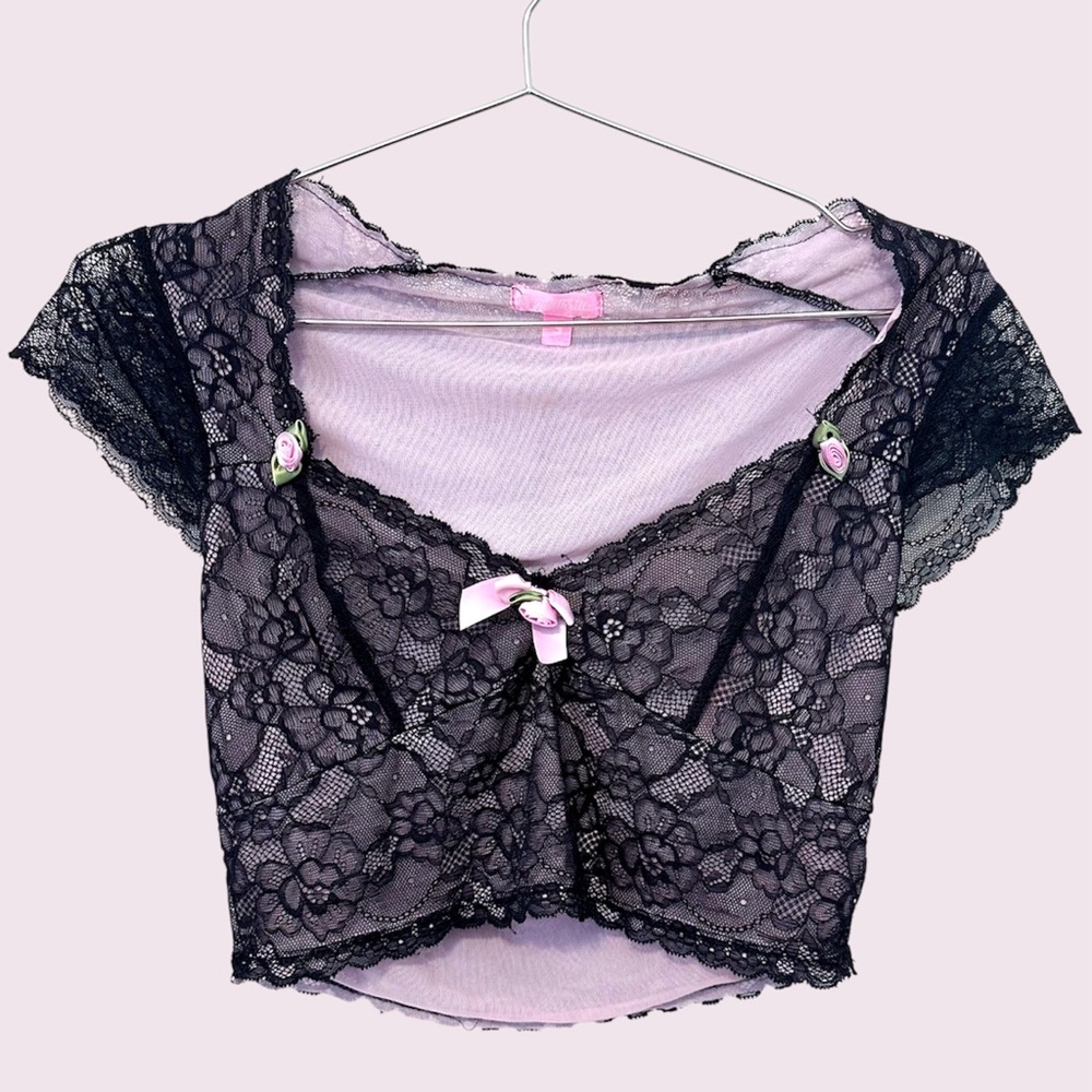 sugar thrillz lacy crop top